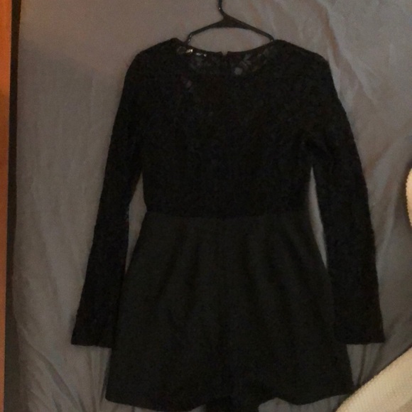 Urban Outfitter Lace Romper - Picture 2 of 2